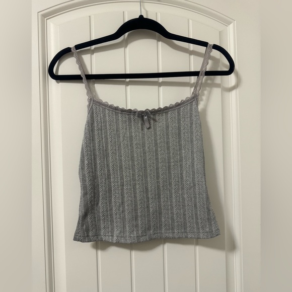 Cute Gray Cropped Tank Top - Picture 1 of 2